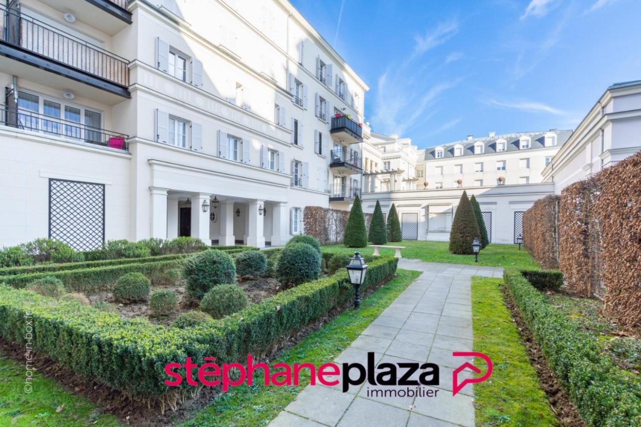 Plaza Ariane 01 Proche Disneyland Paris Chessy (Seine-et-Marne) Exterior foto